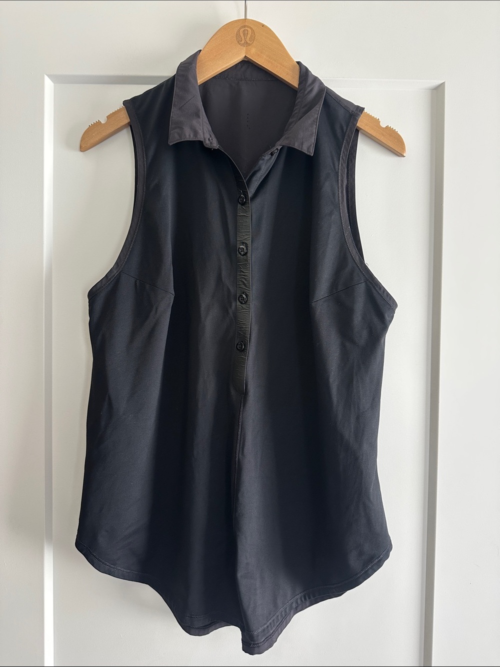 Lululemon Hot Hitter Sleeveless Polo
Black